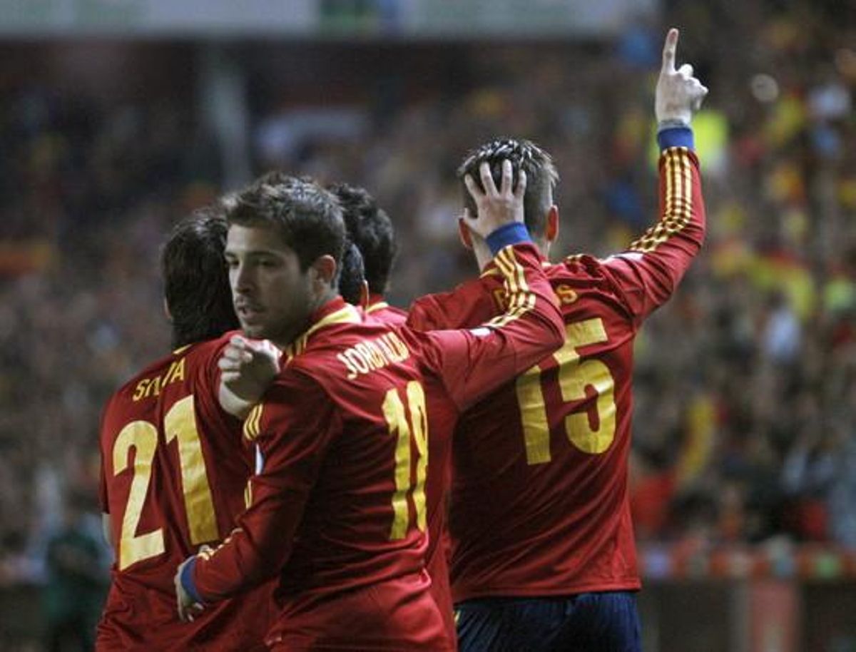 Jordi Alba celebra el gol de Sergio Ramos davant Finlàndia divendres. EFE Jordi Alba celebra el gol de Sergio Ramos davant Finlàndia divendres. EFE