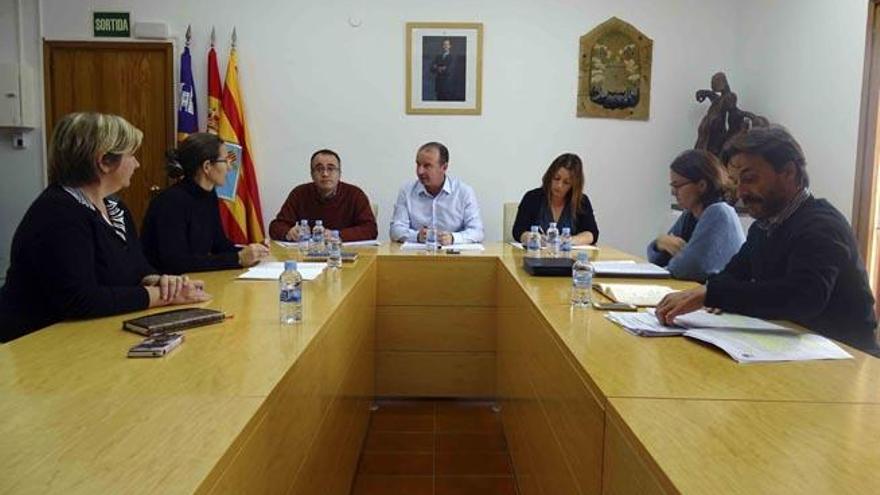 Cristina Costa, Gabriela Mayans, Ángel Navarro, Jaume Ferrer, Alejandra Ferrer, Susana Labrador y Ramírez.