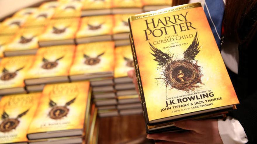 &#039;Harry Potter y el legado maldito&#039; desata la locura en medio mundo