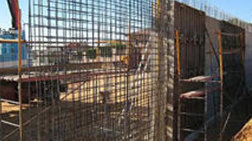 Obras de construcción del Centro de Día para enfermos de Alzheimer.