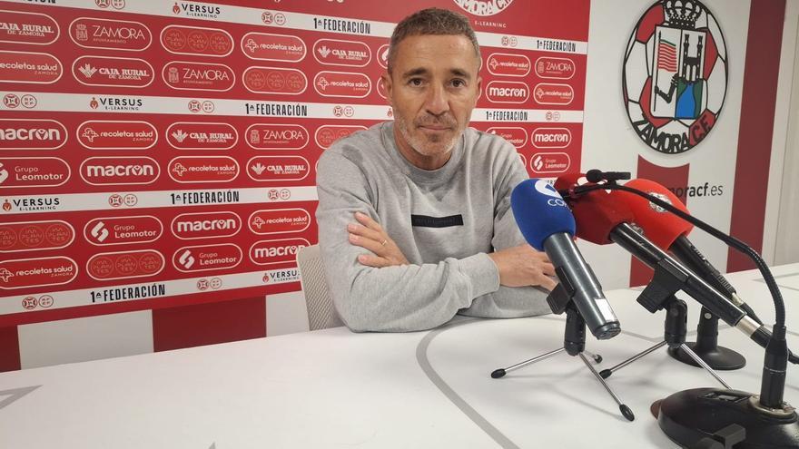 Óscar Cano, entrenador del Zamora CF tras perder con el CD Tenerife: "Hemos dominado pero no tuvimos claridad"
