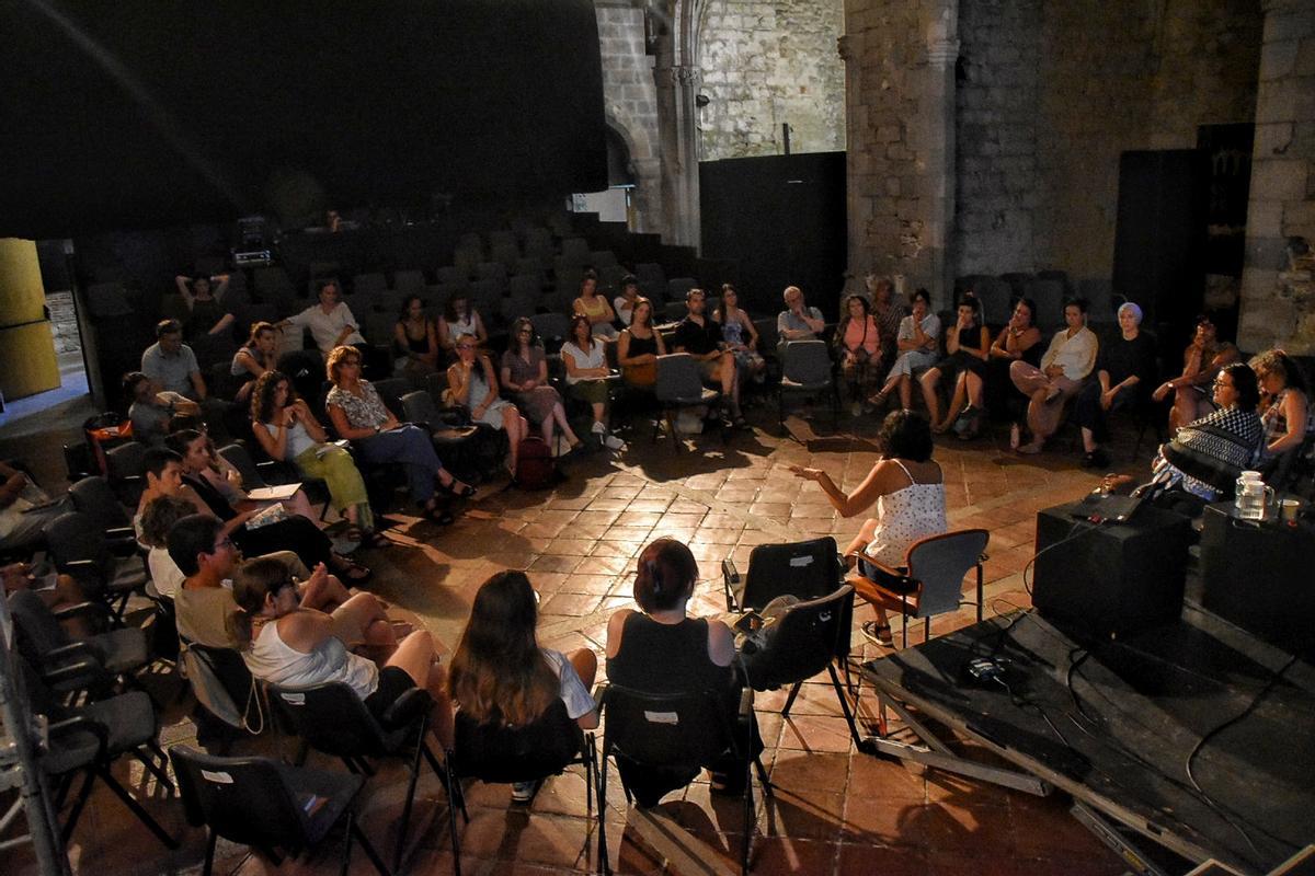 Imatges de la tercera edició de l'Escola d'Estiu d'Antiracisme