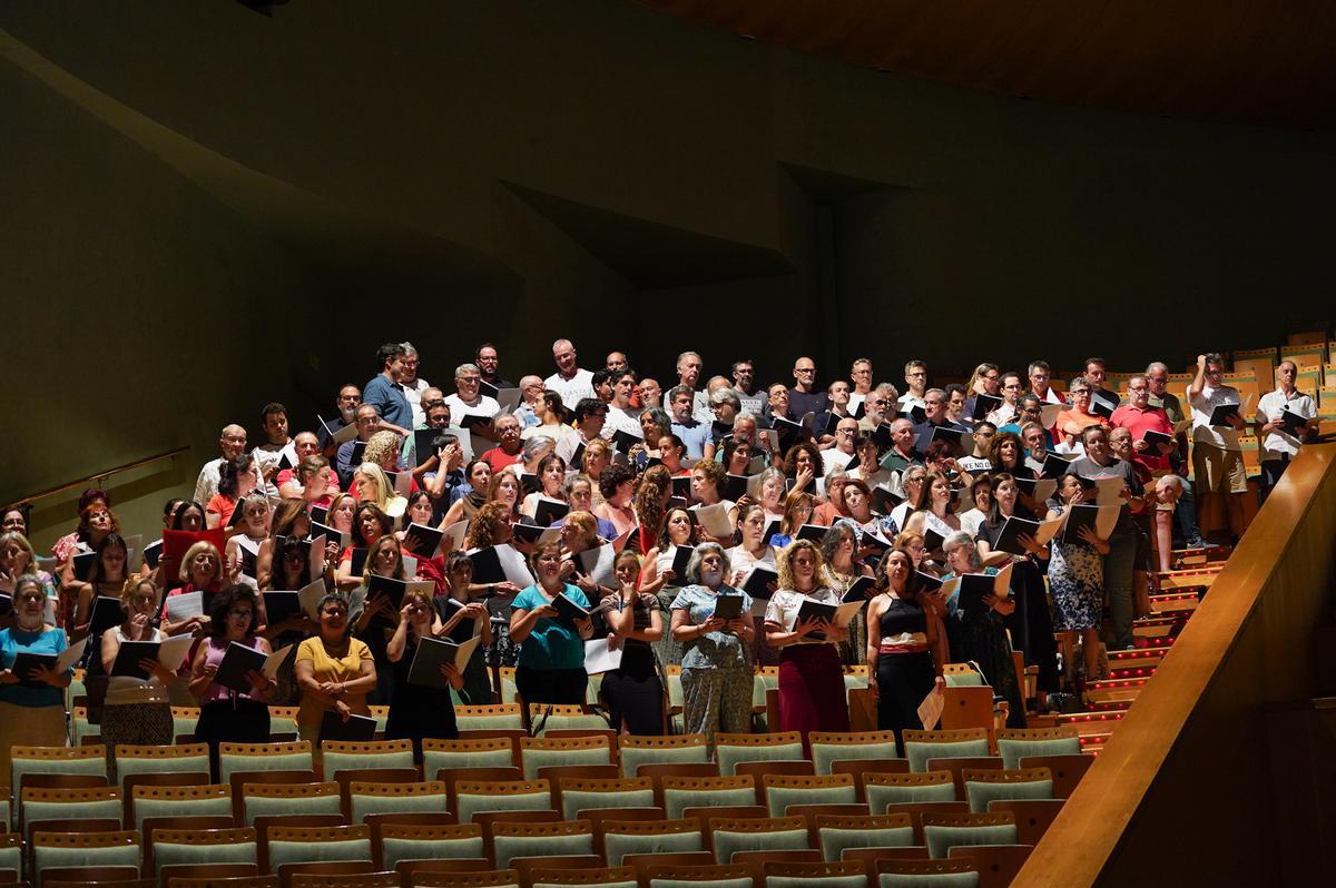 El ensayo del concierto participativo de la ROSS en imágenes