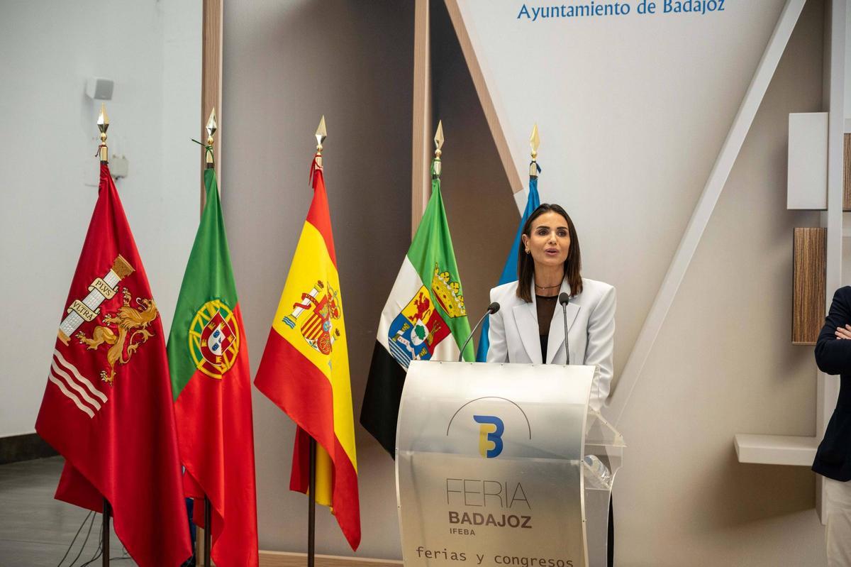 Fotogalería | La inauguración de la Feria del Mueble de Badajoz, en imágenes