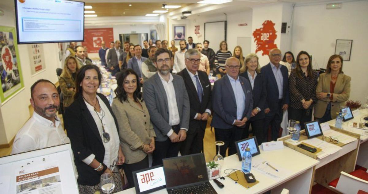 Participantes en el debate.