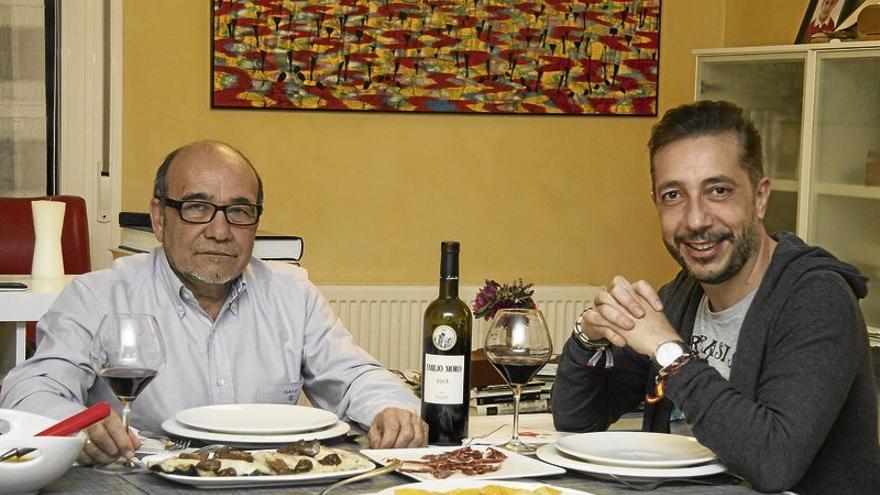 Hoy cenamos con Federico Suárez, expresidente del PSOE de Extremadura: &quot;Podemos no ha hecho por este país nada, más que salir el 15-M a Sol, pero el Partido Comunista sufrió la mayor represión en la historia de España&quot;