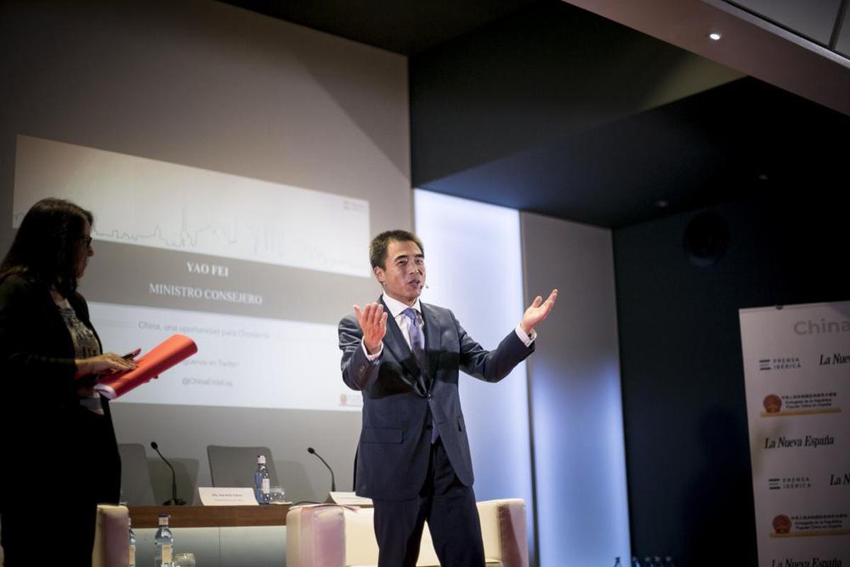 Foro "China, una oportunidad para Occidente" en el Club Prensa Asturiana de LA NUEVA ESPAÑA