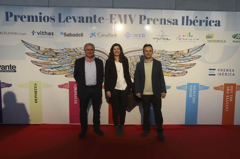 El presidente y la vicepresidenta del CSIF Daniel Matoses y Alicia Torres junto a Héctor González