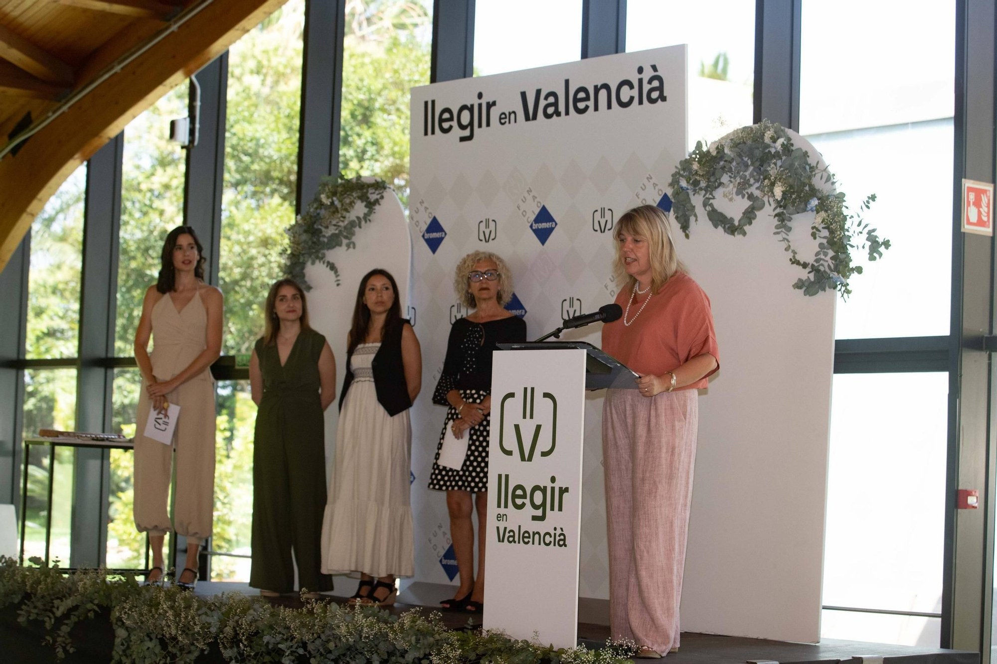 La Fundació Bromera per al Foment de la Lectura presenta la campanya «Llegir en valencià, la memòria de l’aigua» a la Sala Rex d’Alzira