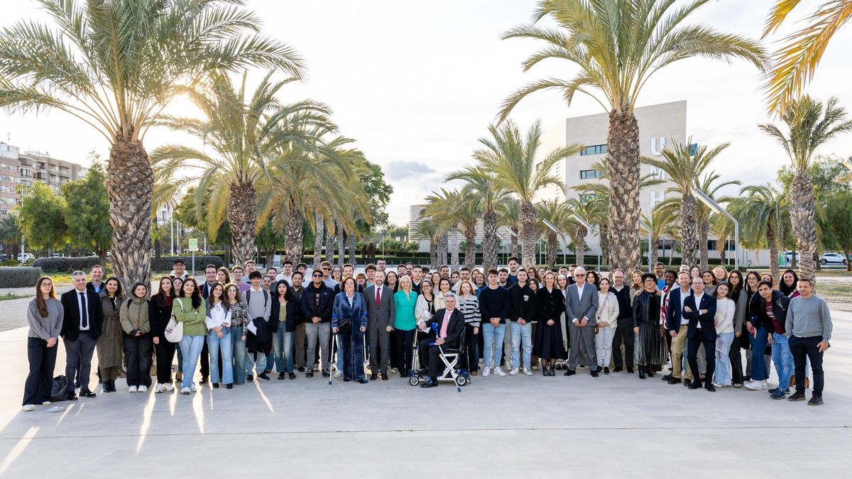 La Cátedra Juan Perán Ramos ha sido un espacio de encuentro para la empresa familiar.