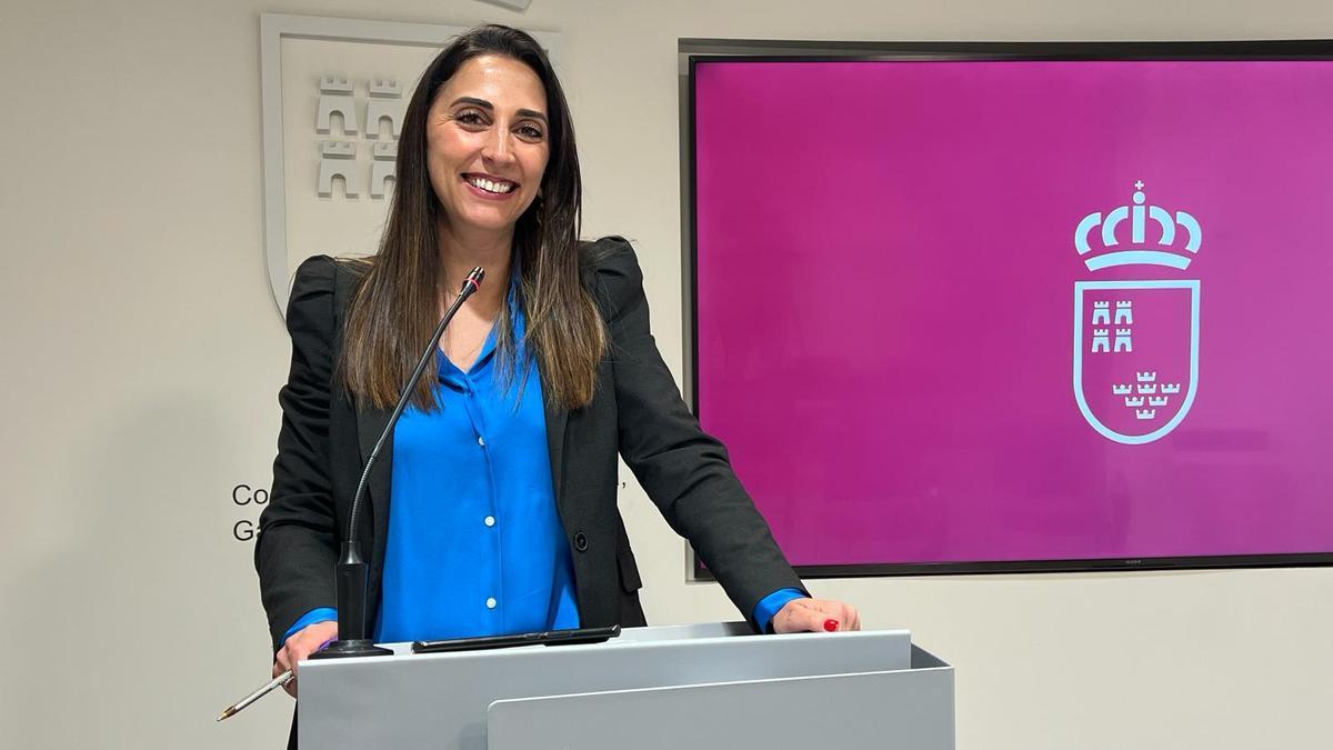 La consejera Sara Rubira en la sala de prensa