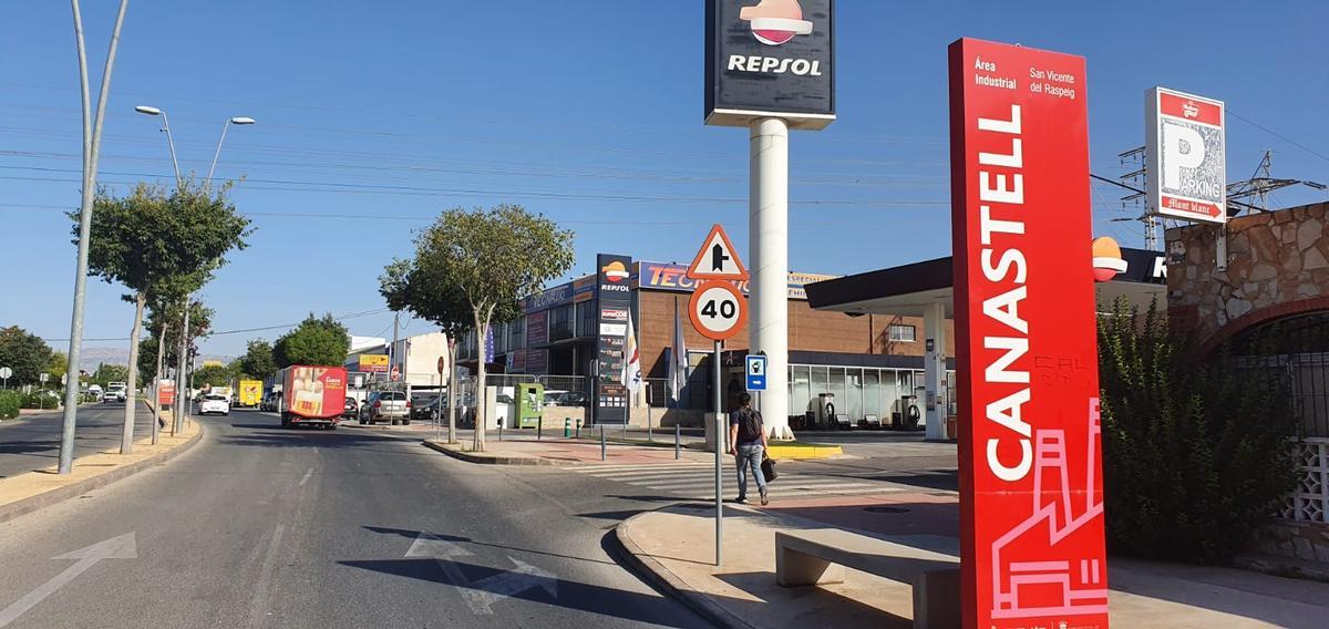 Acceso desde el núcleo urbano al polígono Canastell de San Vicente del Raspeig.