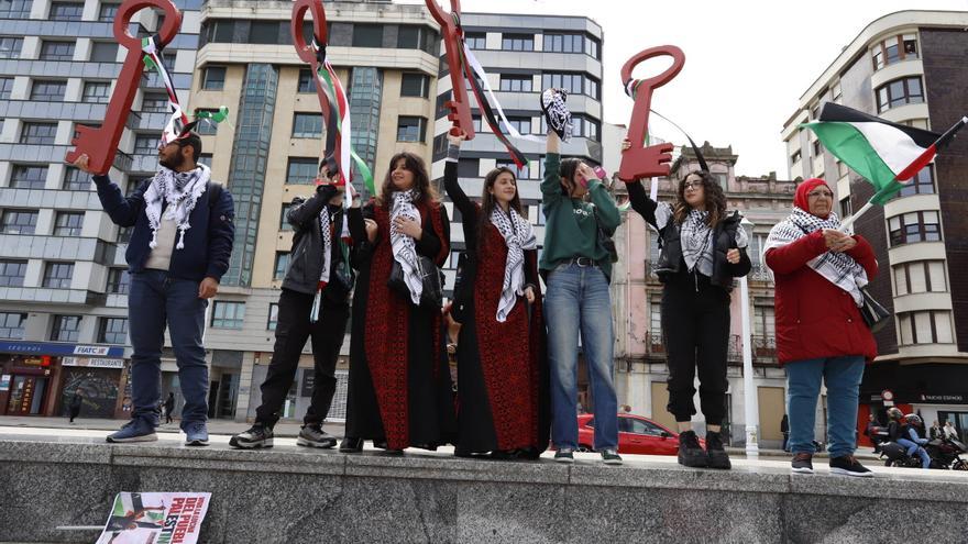 Así fue la nueva movilización en Gijón por Palestina (en imágenes)