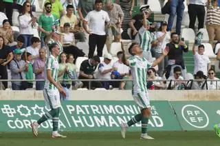 El Córdoba CF, de nuevo al borde del récord