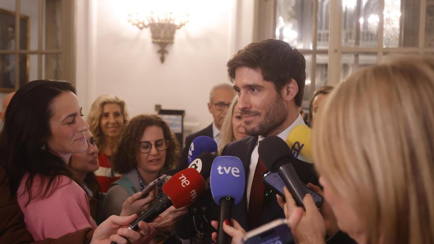 Intervención del portavoz del PP en el Ayuntamiento de València, Juan Carlos Caballero, previa al pleno municipal de marzo
