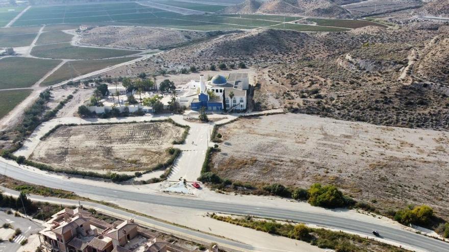 Una mítica discoteca de Águilas dejará de existir para convertirse en un parking de caravanas