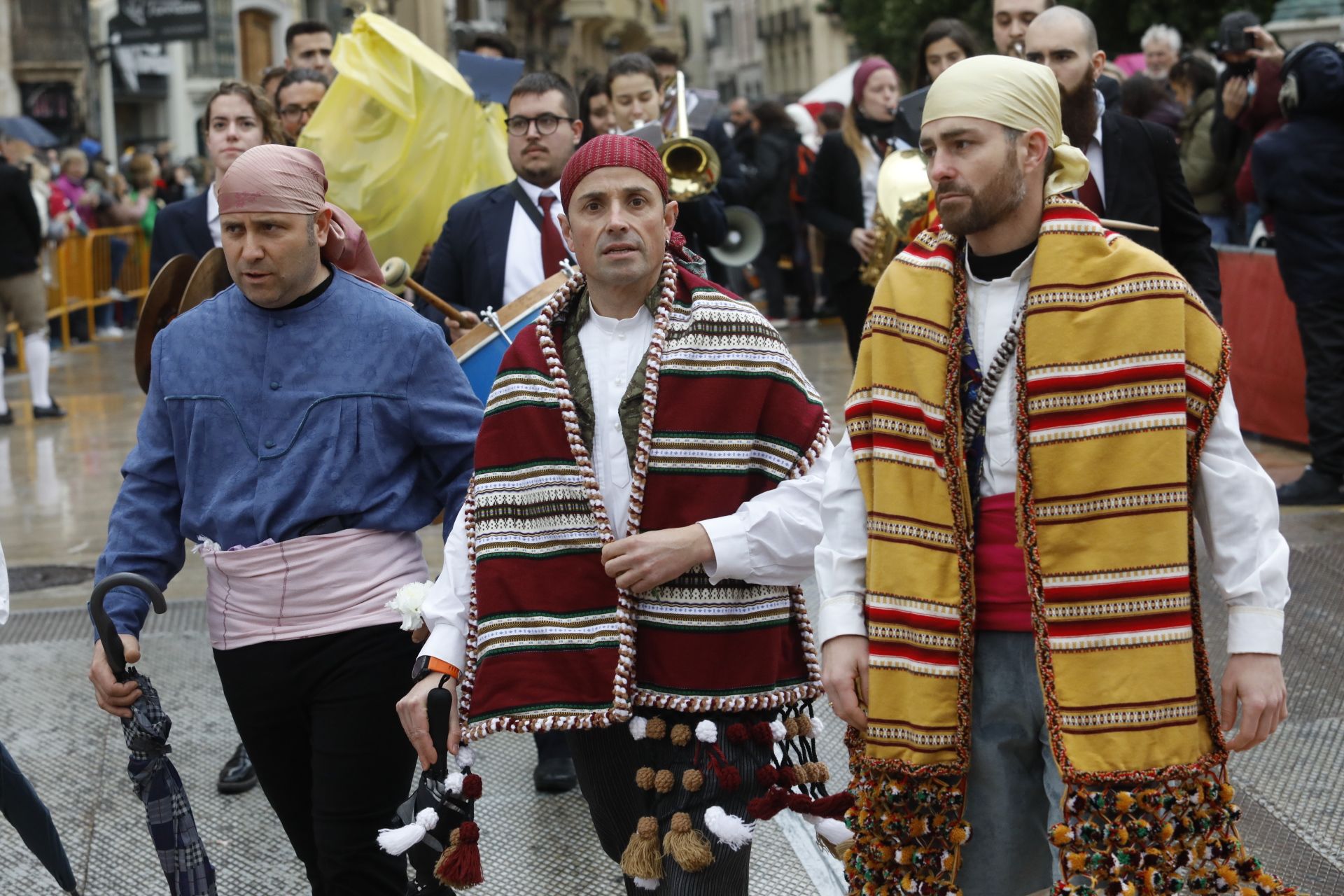 Búscate en el primer día de Ofrenda por la calle Quart (entre las 15.30 y las 17.00 horas)