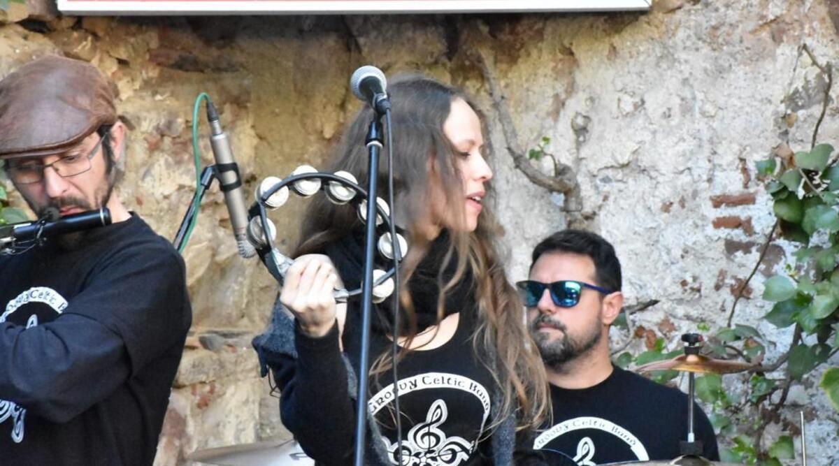 la banda cacereña en concierto