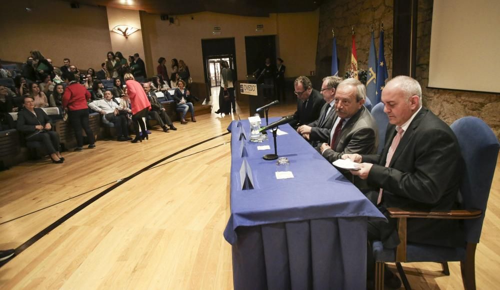 Inauguración del Encuentro de residentes de Medicina y Enfermería Familiar y Comunitaria de Asturias