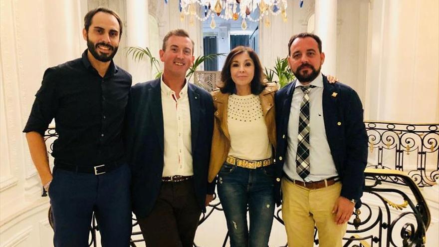 Isabel Gemio, invitada de honor de una gala benéfica de empresarios