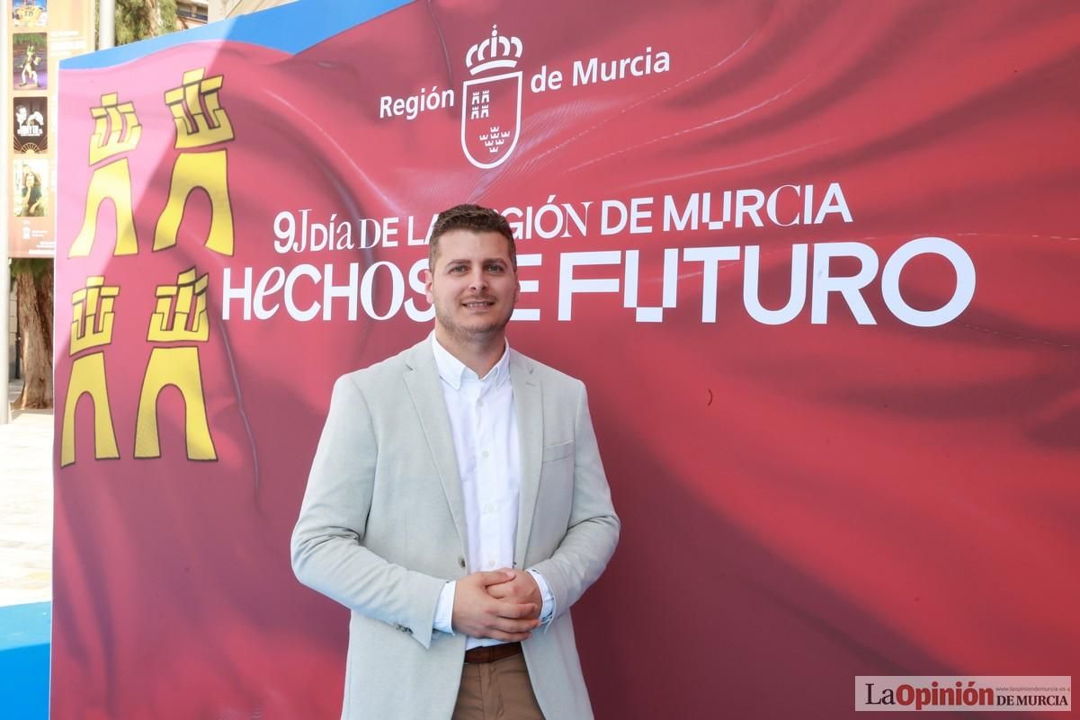 Así ha sido el acto institucional del Día de la Región de Murcia en el Teatro Romea