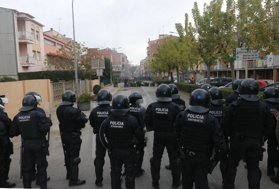 Desallotjament dels manifestants de l'AP-7