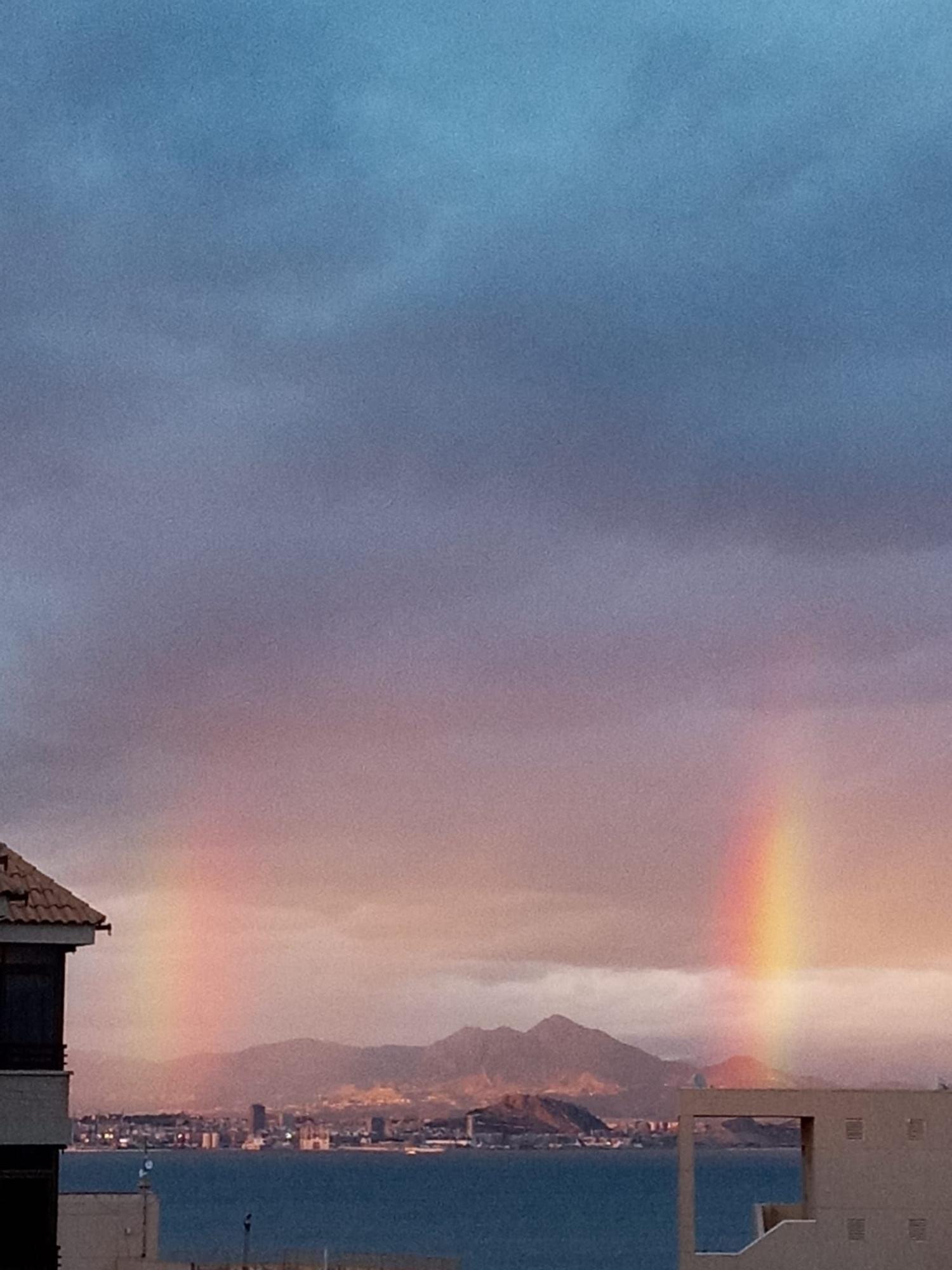 El doble arcoíris visto desde Arenales.