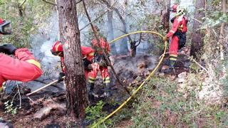 ÚLTIMA HORA EN VALENCIA: Otro incendio en Sollana obliga a cortar una línea de Cercanías