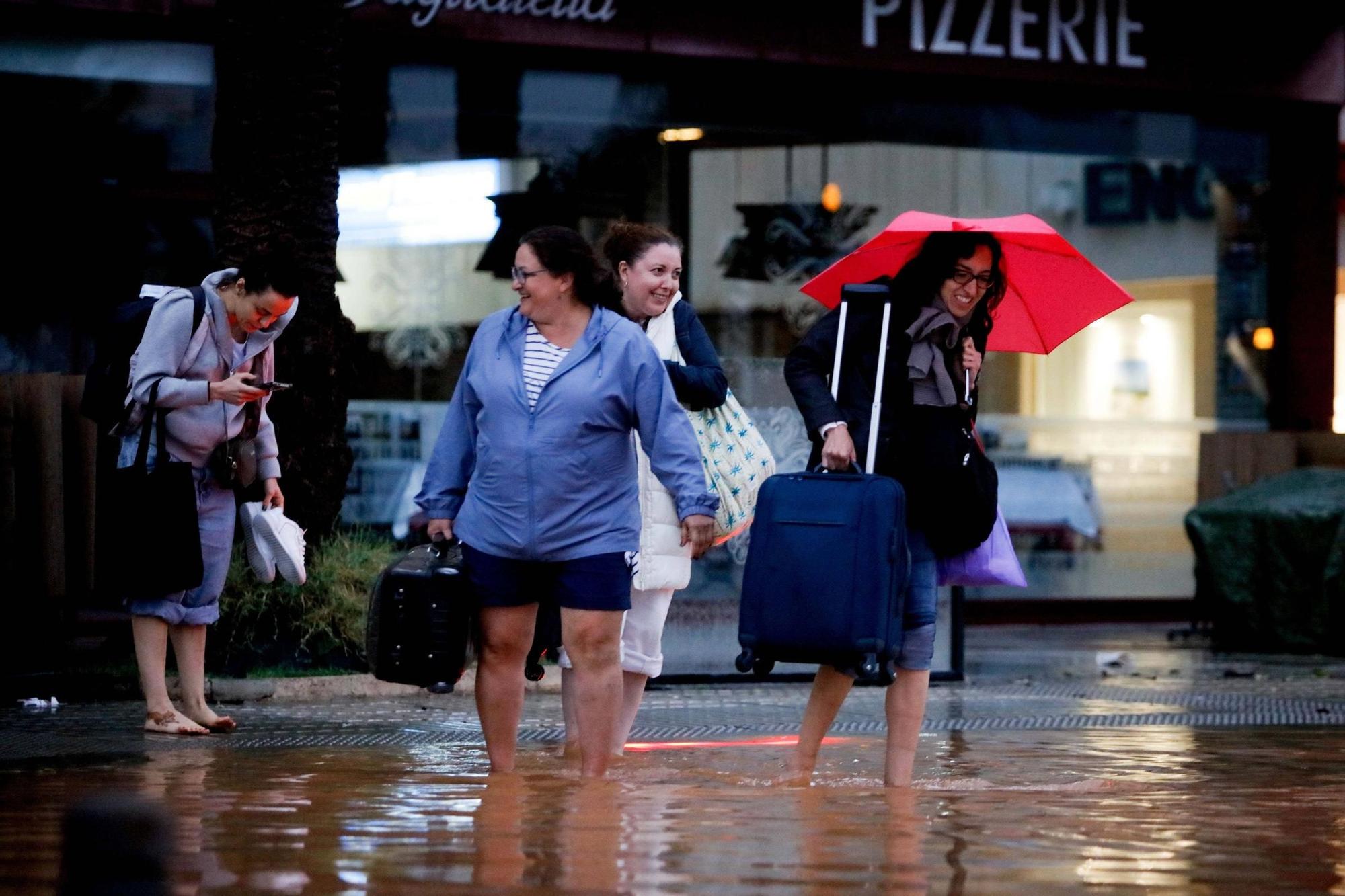 Las imágenes de la dana 'Alice' en la tarde del sábado en Ibiza