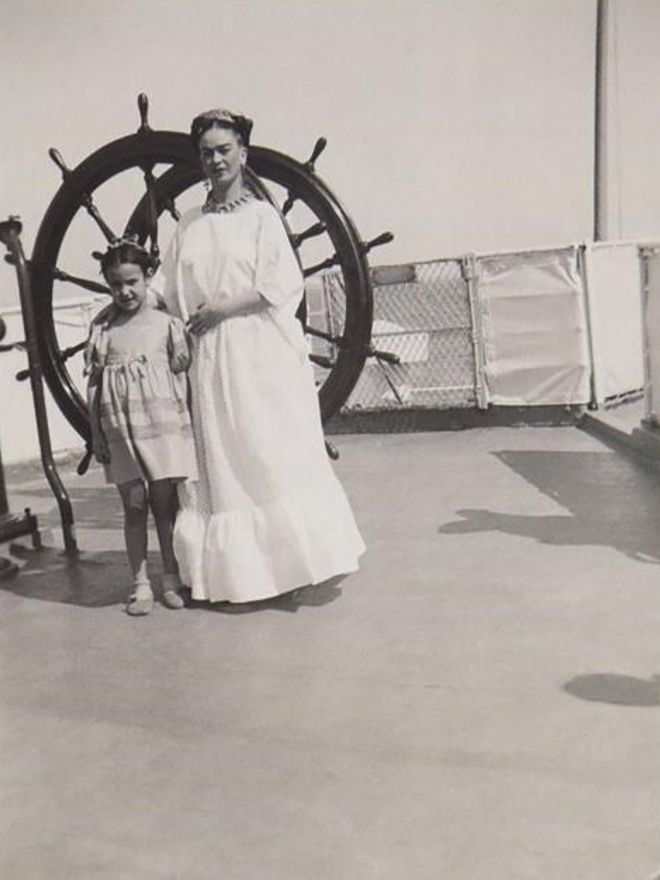 Frida Kahlo y Liliana, en el S.S. Orizaba, rumbo a Veracruz.