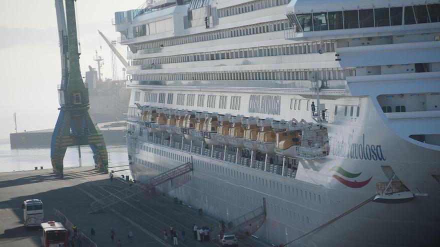 La Policía Nacional simulará una alerta terrorista y con explosivos en un crucero en los muelles de A Coruña en mayo