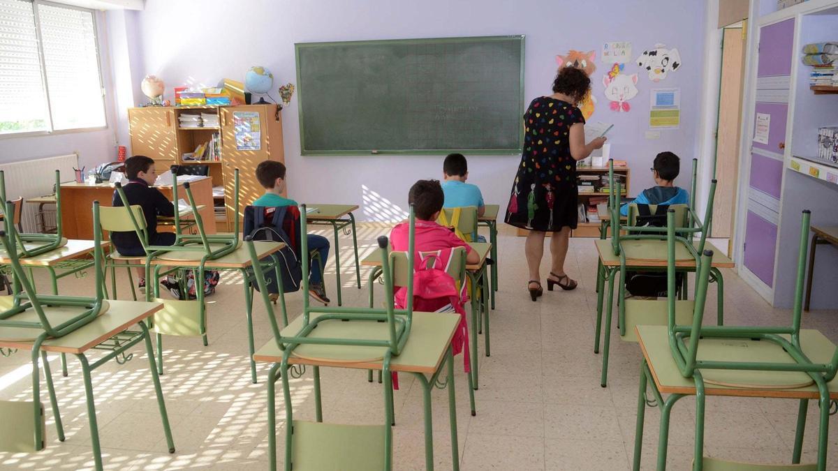 Imagen de un centro escolar. Educación quiere que las familias elijan la lengua de base en la enseñanza