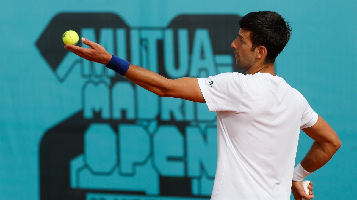 Djokovic, durante un entrenamiento en Madrid