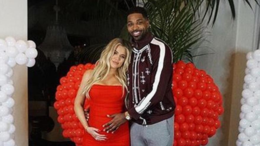 Khloé Kardashian, junto a Tristan Thompson.