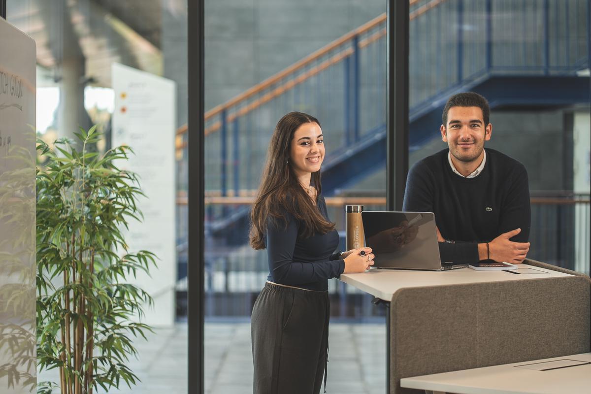 Un año más, el área jurídica de Universidad Loyola, se sitúa en el TOP 15 de las mejores de España.