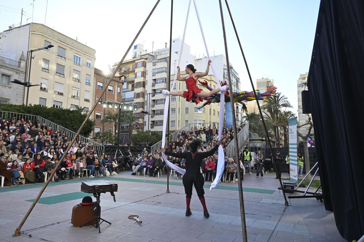 Magdalena Circus.