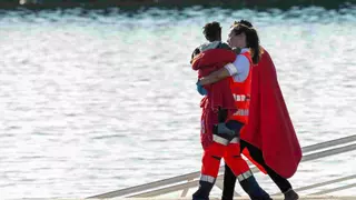 Gijón espera a los diez primeros menores migrantes que salen de Canarias