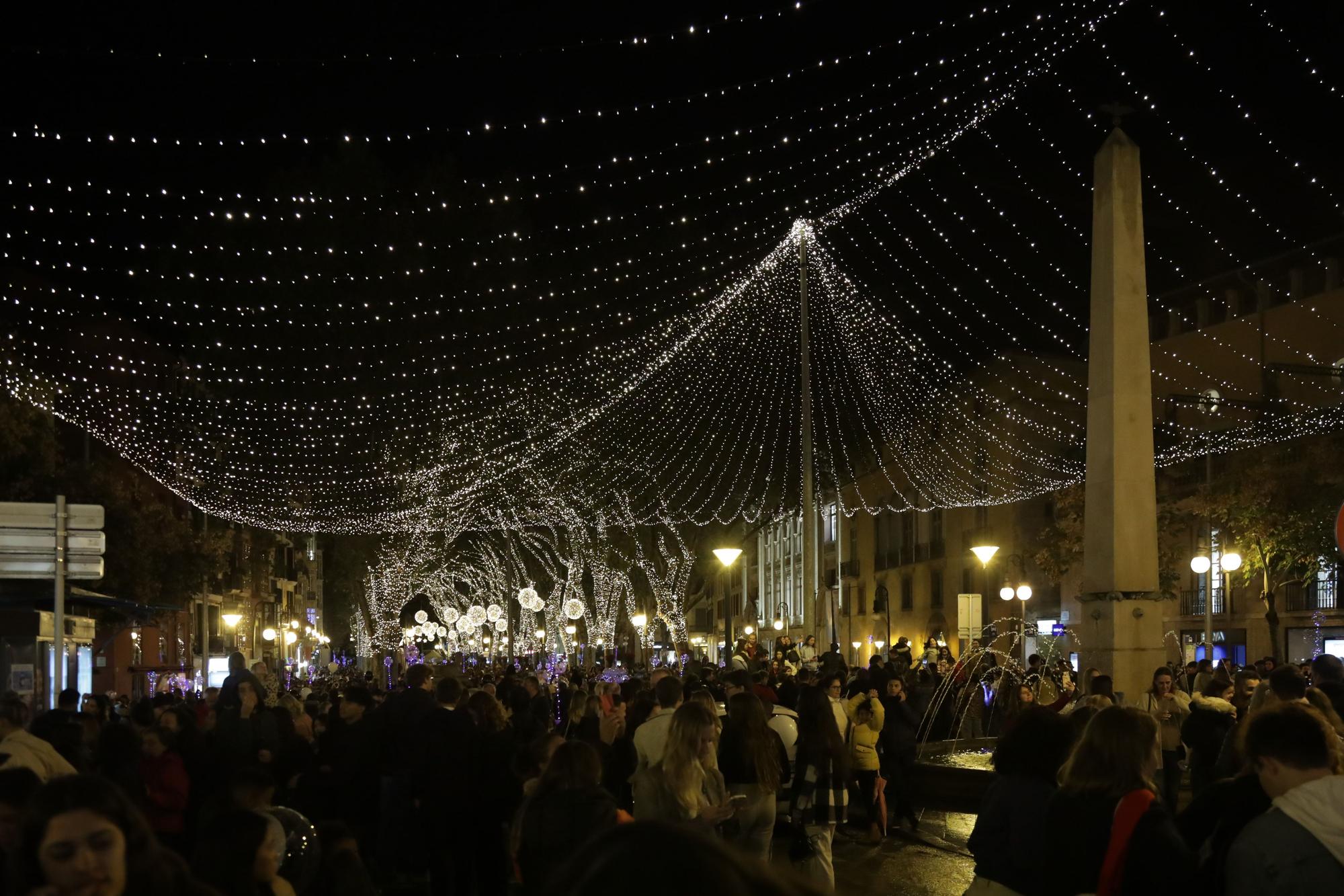 Las imágenes del encendido de las luces de Navidad en Palma