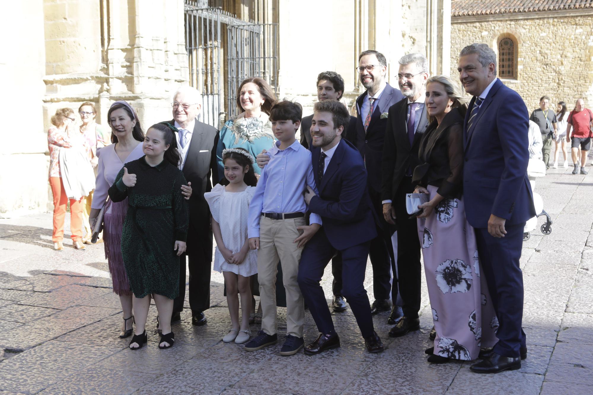 EN IMÁGENES: Oviedo acoge la boda de Paula Canga, hija de Diego Canga, consejero en la Comisión Europea