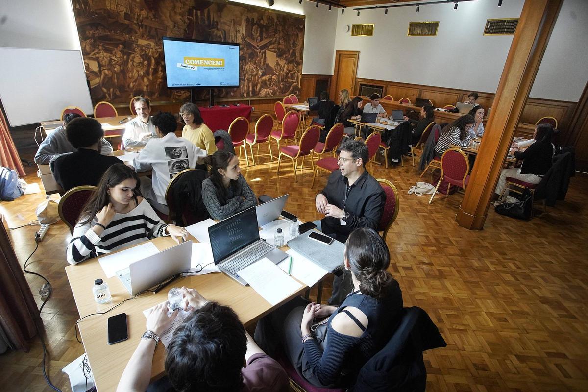 Les imatges de la hackató a la Cambra de Comerç de Girona
