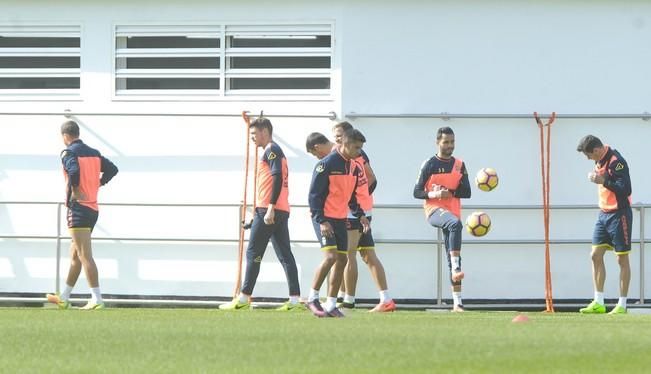 ENTRENAMIENTO DE LA UD LAS PALMAS EN BARRANCO ...