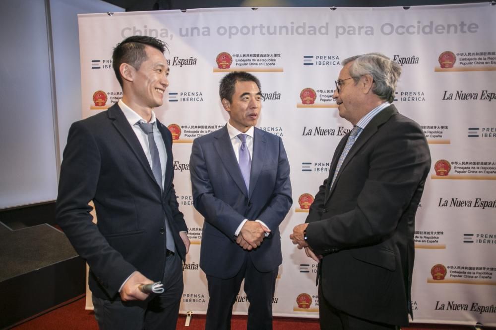 Foro "China, una oportunidad para Occidente" en el Club Prensa Asturiana de LA NUEVA ESPAÑA