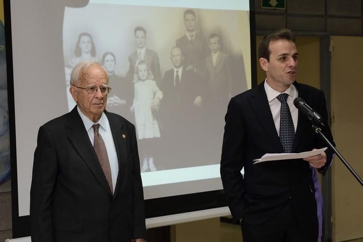 Homenaje del Claret al padre Fuertes