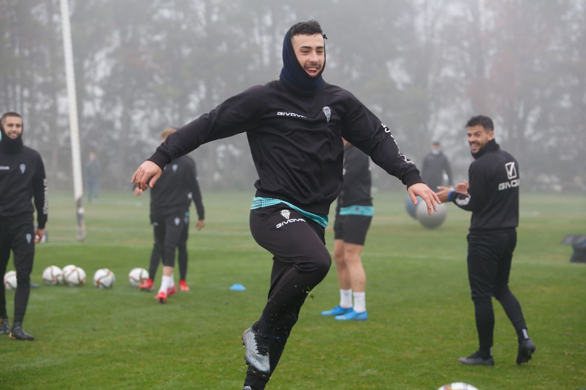 Primer entrenamiento del Córdoba CF en 2022 en imágenes