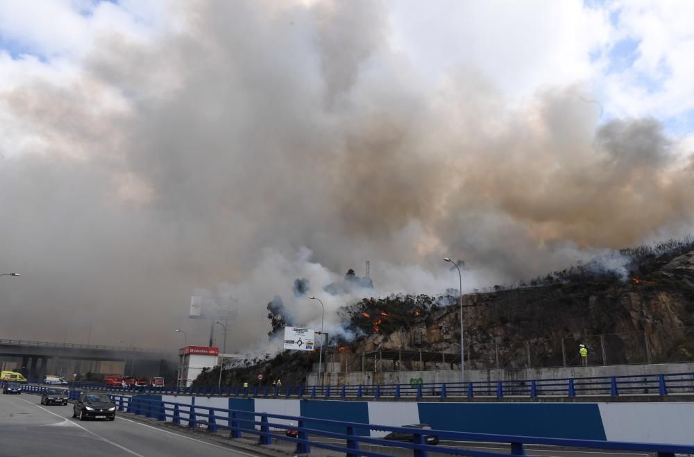 Incendio forestal en As Rañas