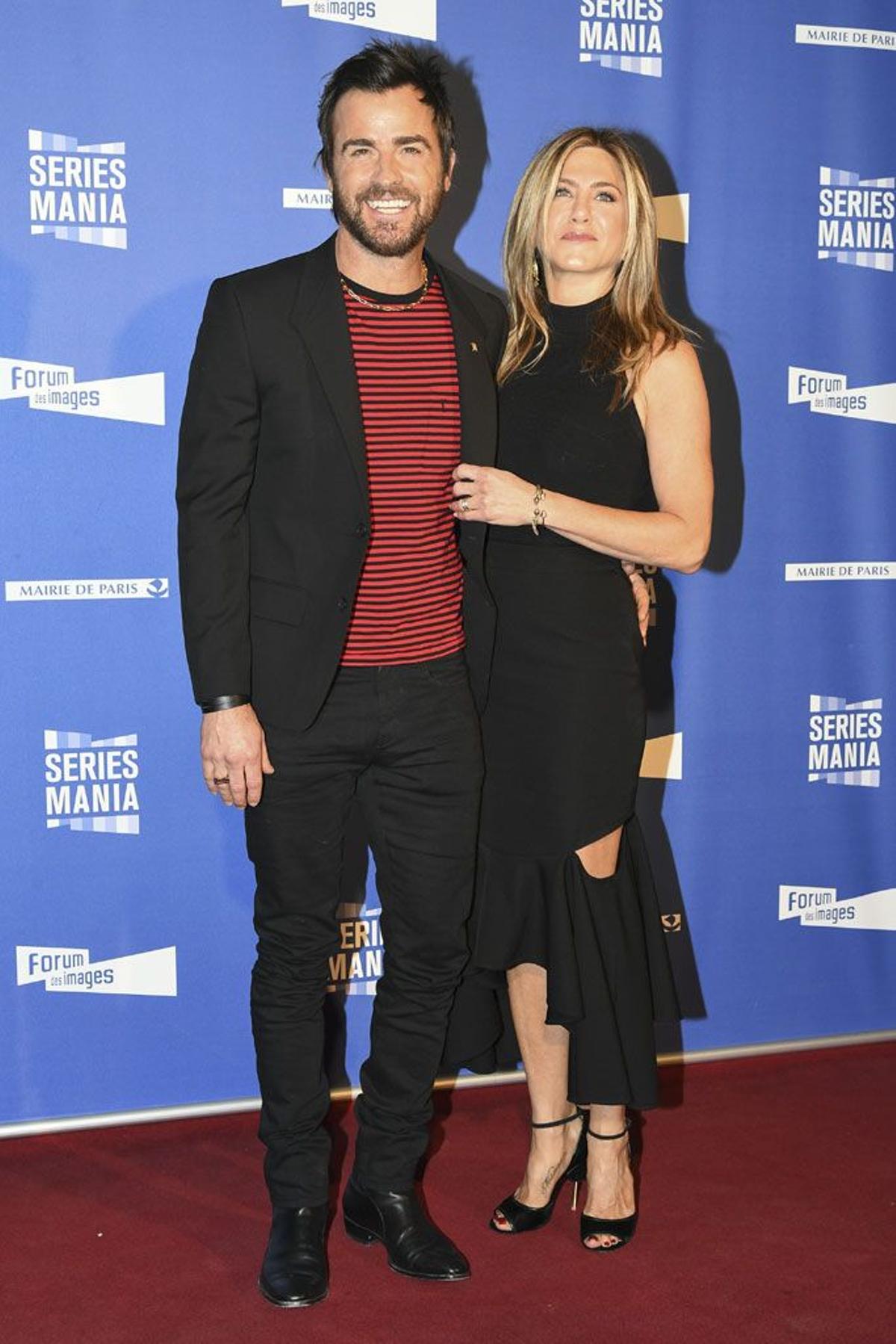 Jennifer Aniston y Justin Theroux en la apertura del festival Series Mania en París