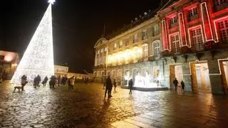 "Menos luces e máis brancas" iluminarán o Nadal de Compostela