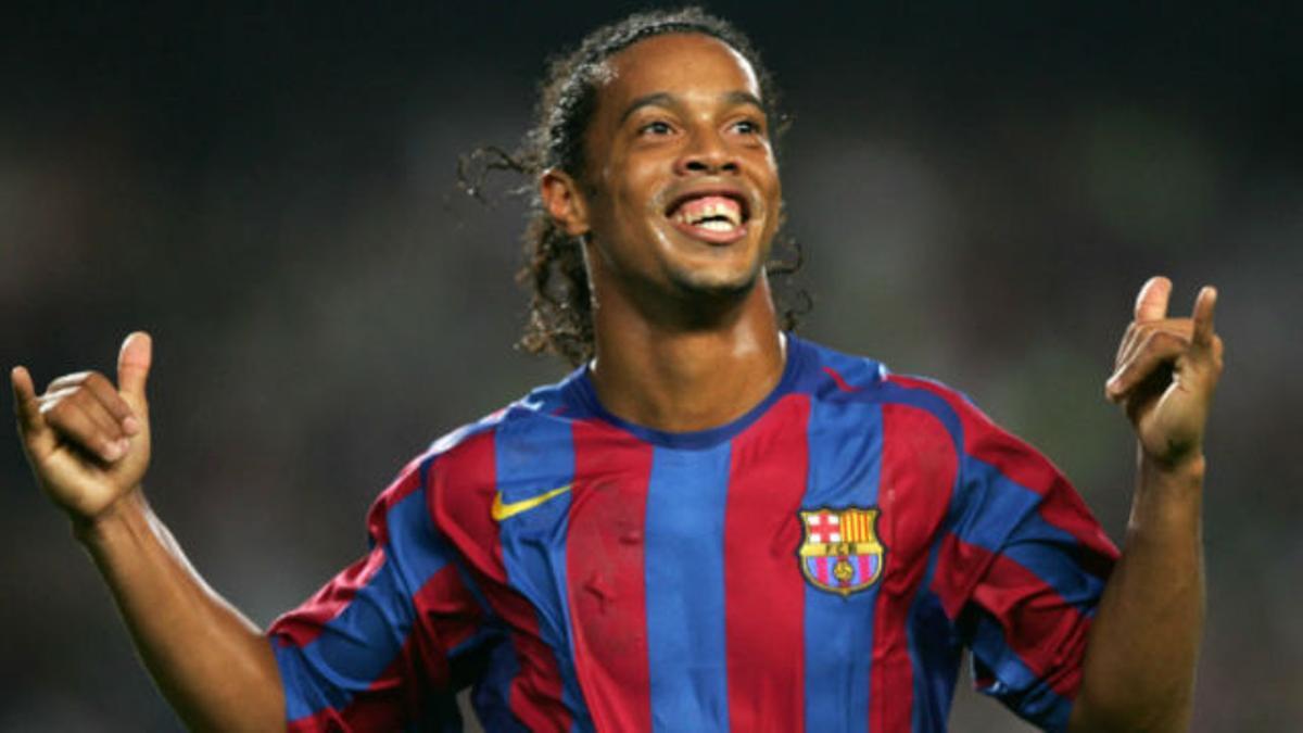 15 años de la primera obra de arte de Ronaldinho con el Barça
