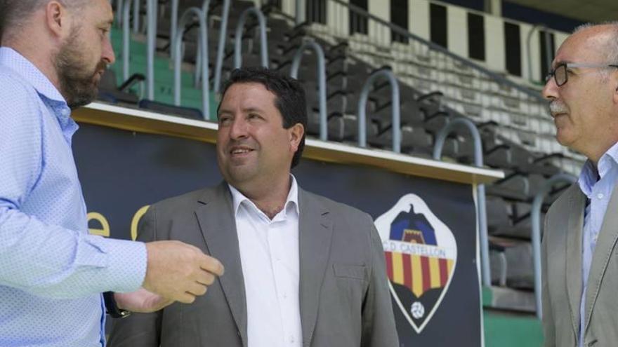 La Diputación apoya al CD Castellón con 30.000 euros por patrocinio deportivo