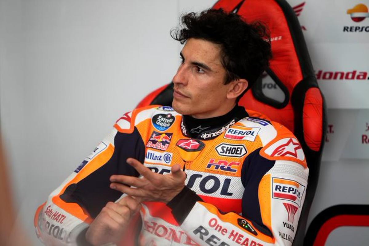 Márquez se’n va a viure a Madrid per recuperar-se del braç Márquez se’n va a viure a Madrid per recuperar-se del braç